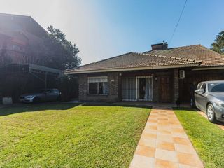 Foto 1 de Casa  en venta - 4 Dormitorios 3 Baños - 290 mts2 - General Pacheco