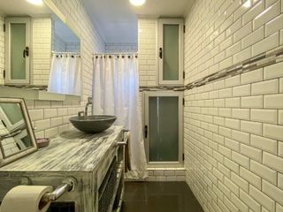 Foto 21 de Casa en venta - 4 Dormitorios 3 Baños - 300Mts2 - Villa Elvira, La Plata