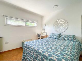 Foto 15 de Casa en venta - 4 Dormitorios 3 Baños - 300Mts2 - Villa Elvira, La Plata