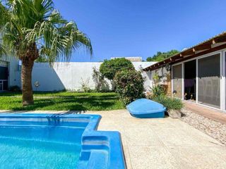 Foto 49 de Casa en venta - 4 Dormitorios 3 Baños - 300Mts2 - Villa Elvira, La Plata