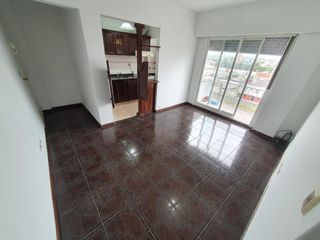 Foto 3 de Departamento - Ramos Mejia