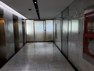 Foto 5 de Torre Proa - Ubicación estratégica - 557 m2 - 9 cocheras.