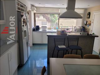 Foto 9 de Excelente Piso en duplex!!!! Dependencia - Escritorio - 2 cocheras - baulera