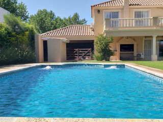 Foto 2 de Casa en Laguna Del Sol