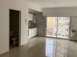 Foto 1 de Av San Martin 1700, A Estrenar, 2 Ambientes C/Balcón, 1º Calidad. Caballito