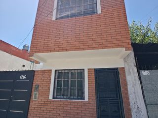 Foto 1 de Departamento - Gregorio De Laferrere