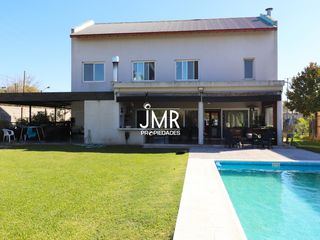 Foto 2 de JMR Propiedades | Barrio Las Liebres | Excelente Casa en Venta