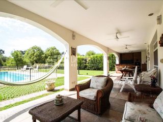 Foto 33 de D. Esteche Realty