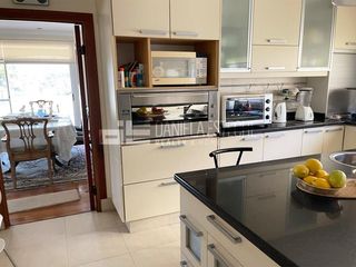 Foto 12 de D. Esteche Realty