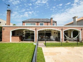 Foto 44 de D. Esteche Realty