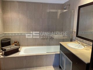 Foto 26 de D. Esteche Realty