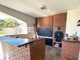 Foto 36 de D. Esteche Realty