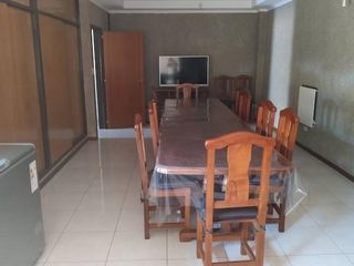 Foto 18 de Casa en venta - 4 dormitorios 3 baños patio terraza  - 265mts2 - Pompeya