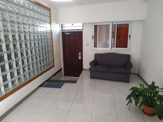 Foto 10 de Casa en venta - 4 dormitorios 3 baños patio terraza  - 265mts2 - Pompeya