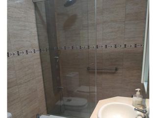 Foto 17 de Casa en venta - 4 dormitorios 3 baños patio terraza  - 265mts2 - Pompeya