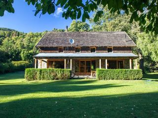 Foto 1 de QUILA QUINA, SAN MARTIN DE LOS ANDES