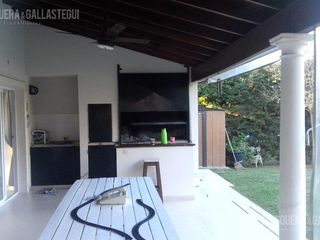 Foto 15 de Casa en venta en San Isidro Labrador.