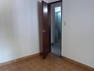 Foto 22 de Casa en venta-Terreno 10 x 30 metros -200 metros cubiertos -  4 dormitorios 2 baños - Los Hornos