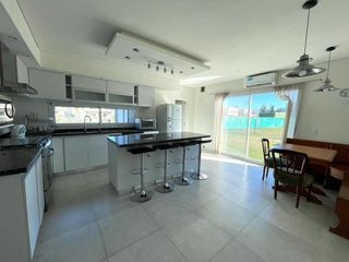Foto 6 de CASA, VENTA, SAN MATIAS, AREA 3, LOTE al 400, 5 AMBIENTES