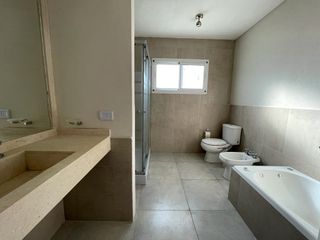 Foto 15 de CASA, VENTA, SAN MATIAS, AREA 3, LOTE al 400, 5 AMBIENTES