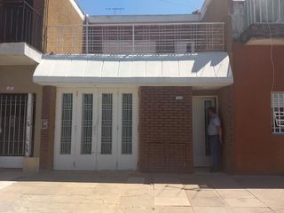 Foto 1 de Casa  en venta en Gregorio De Laferrere