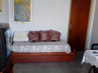 Foto 3 de Departamento en venta - 2 Dormitorios 1 Baño - 90 mts2 - Chascomus