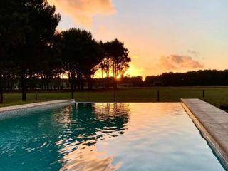 Foto 12 de Casa en venta - 4 Dormitorios 3 Baños - Cochera - 1200Mts2 - La Herradura, Pinamar