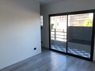 Foto 16 de 2 AMB *A ESTRENAR* con PATIO BALCÓN AL FTE