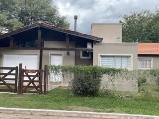 Foto 1 de Casa centrica en Carpinteria