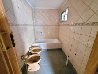 Foto 13 de Casa en venta - 4 Dormitorios 3 Baños - 180 mts2 - El Talar
