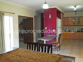 Foto 1 de Casa - Ezpeleta Este, 3 dormitorios