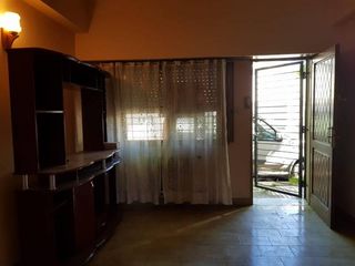Foto 2 de CASA EN VENTA IDEAL INVERSION!
