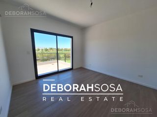 Foto 8 de Casa en Venta 5 Ambientes Espejo de Agua El Cantón Golf Escobar
