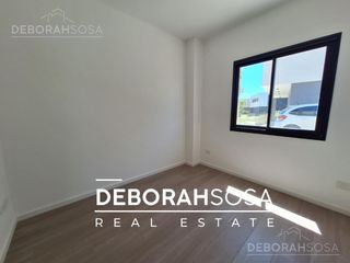 Foto 13 de Casa en Venta 5 Ambientes Espejo de Agua El Cantón Golf Escobar