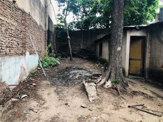 Foto 3 de Lote con casa a reciclar o demoler en Don Torcuato