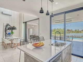 Foto 12 de Casa en venta - 5 Dormitorios 5 Baños - 820Mts2 - El Canton, Escobar