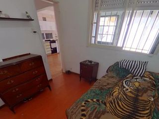 Foto 6 de PH en venta - 2 dormitorios 1 baño - 55mts2 - Bernal Este