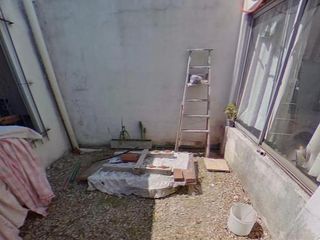 Foto 12 de PH en venta - 2 dormitorios 1 baño - 55mts2 - Bernal Este