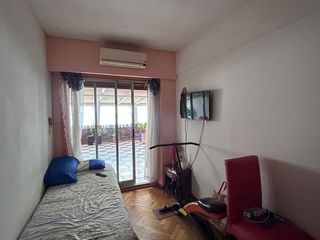 Foto 5 de SEMI PISO 3 AMBIENTES C/ 2 PATIOS - CARLOS CALVO Y MUÑIZ - 120M2 - EXC. ESTADO