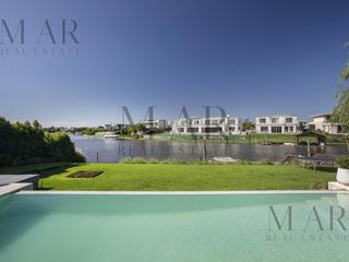 Foto 2 de Casa en Venta en Albanueva, Tigre con salida al río Luján