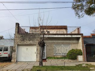 Foto 2 de Casa - Temperley Oeste