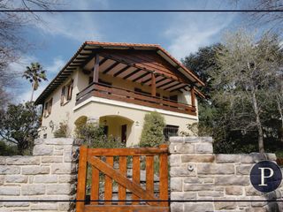 Foto 1 de Venta importante chalet en Los Troncos