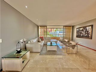 Foto 4 de Apartamento en Arriendo Amoblado en Altos del Poblado