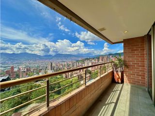 Foto 2 de Apartamento en Arriendo Amoblado en Altos del Poblado