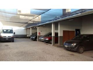 Foto 10 de Chalet y Cocheras en Venta. Oportunidad. Retasado