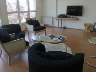Foto 8 de Importante chalet venta. 3 dormitorios, jardin y piscina. Los Troncos.