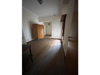 Foto 3 de Chalet en Venta 5 ambientes zona Guemes