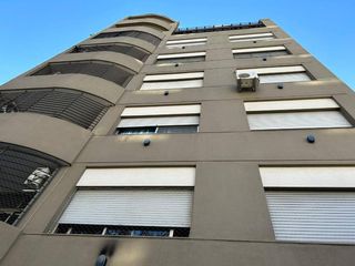 Foto 2 de Departamento en alquiler en Lanus Oeste