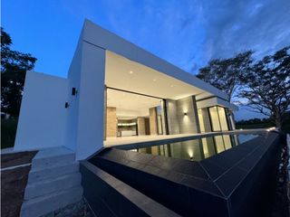 Foto 27 de Casa campestre de diseño arquitectónico vanguardista