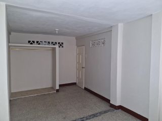 Foto 7 de Venta de casa Rentera en Cdla. Albert Gilbert. (LC)